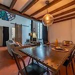 Apartment Loft Calme A La Maison Carree - Nuit A