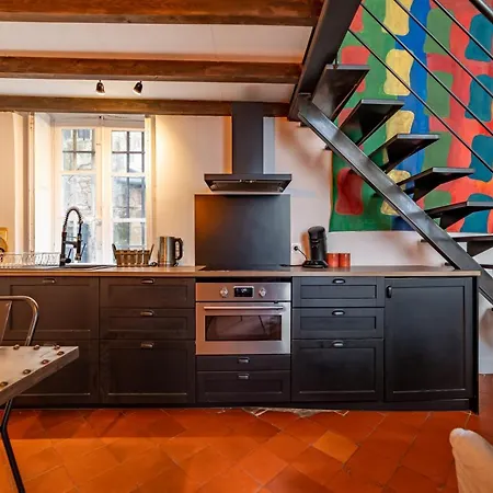 Loft Calme à La Maison Carrée - Nuit à