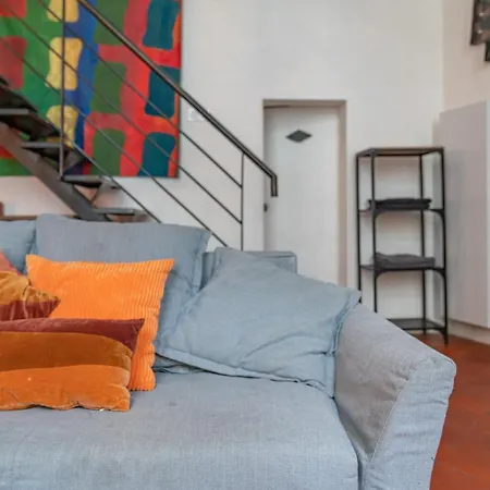 Loft Calme à La Maison Carrée - Nuit à Apartamento