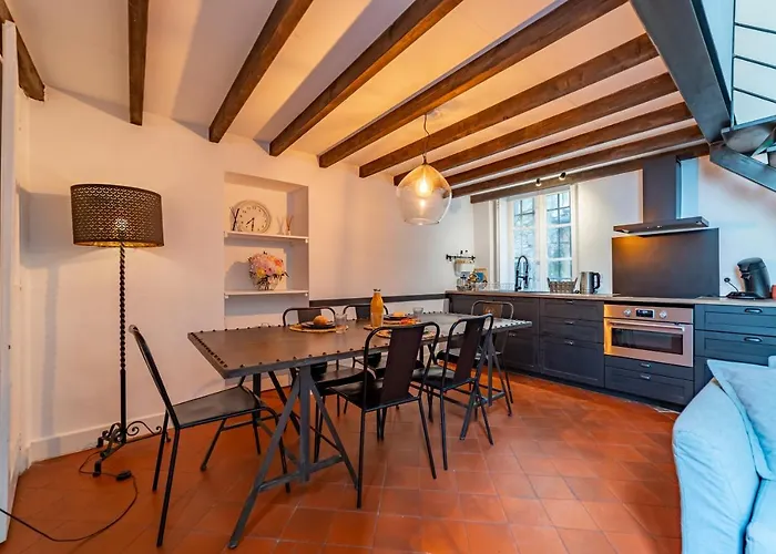 Loft Calme à La Maison Carrée - Nuit à * Nimes