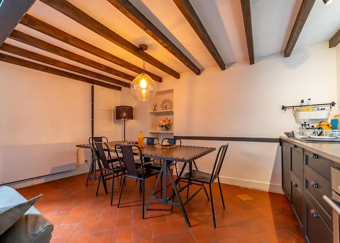 Loft Calme à La Maison Carrée - Nuit à Nîmes