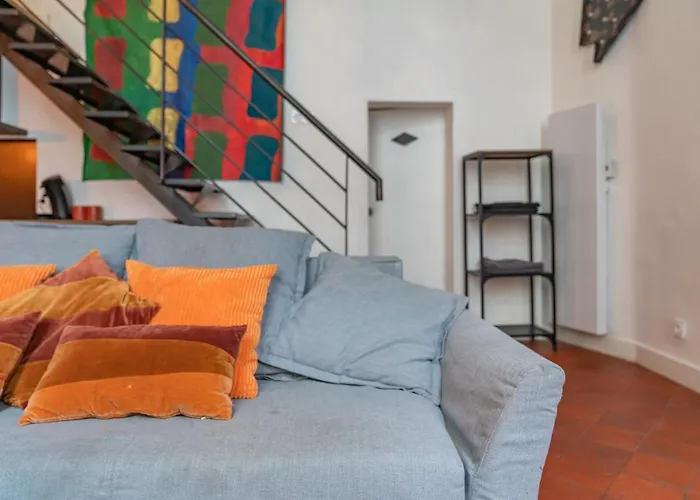 Loft Calme à La Maison Carrée - Nuit à Appartement